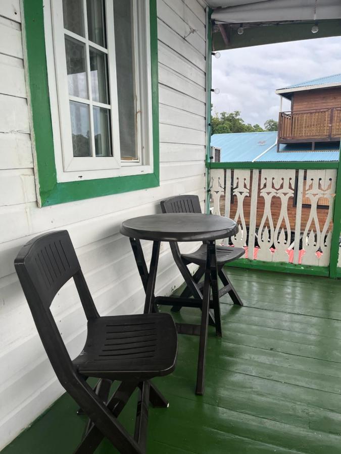 Hostal Cay Bastimentos Buitenkant foto