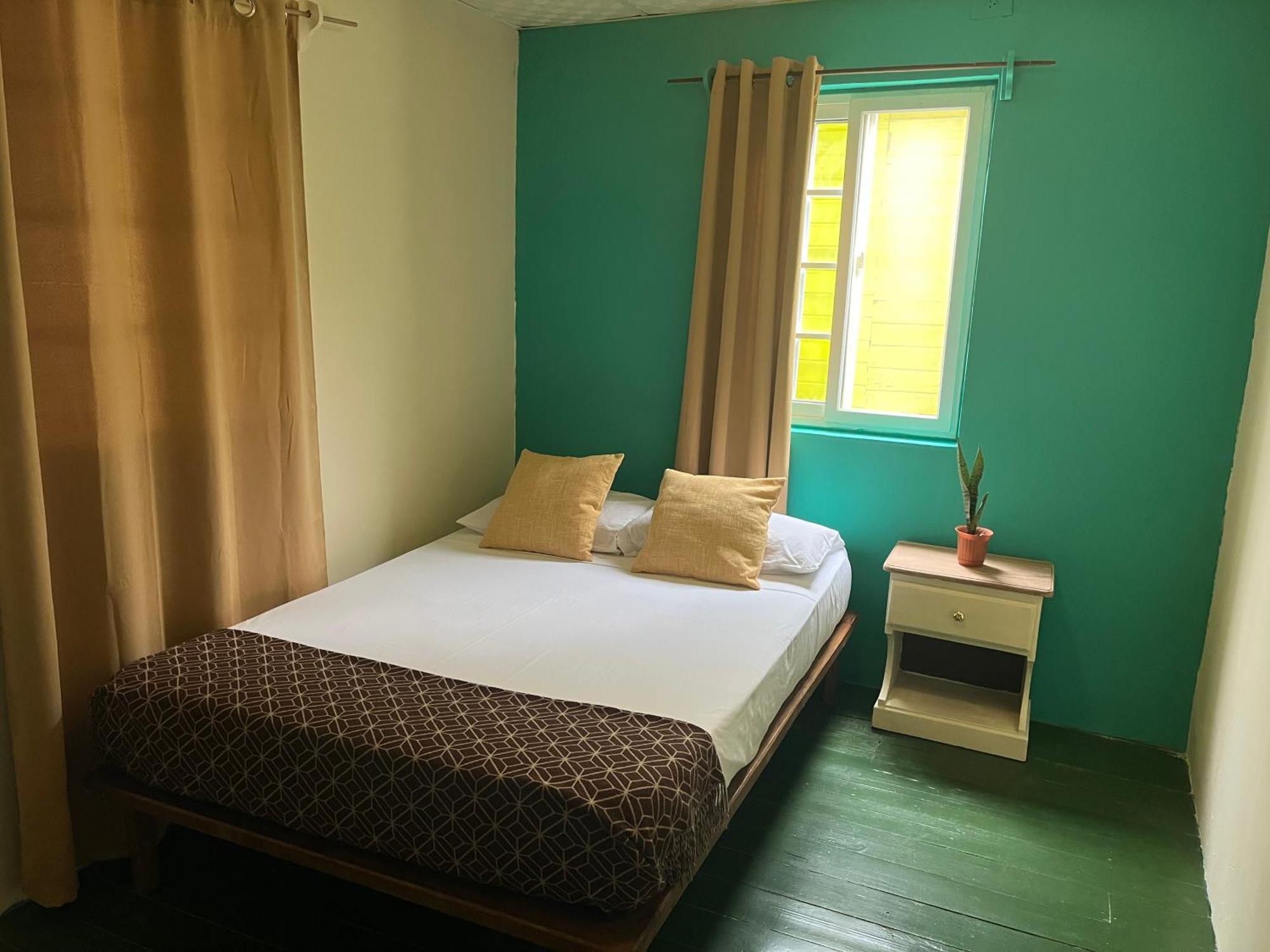 Hostal Cay Bastimentos Buitenkant foto